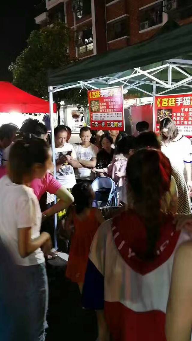 最新江湖地摊火爆产品揭秘，热销商品一览